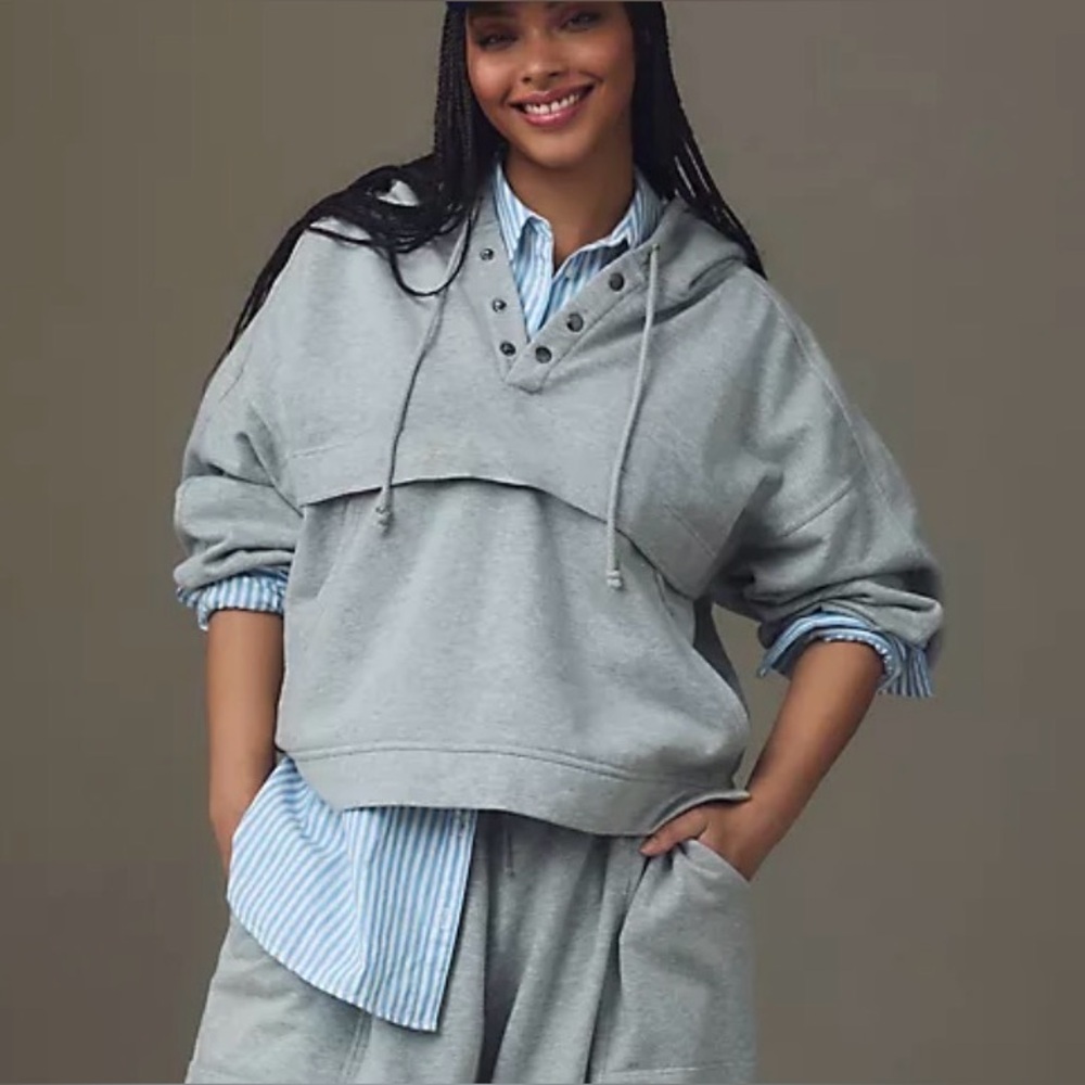 Anthropologie daily practice crop hoodie size M